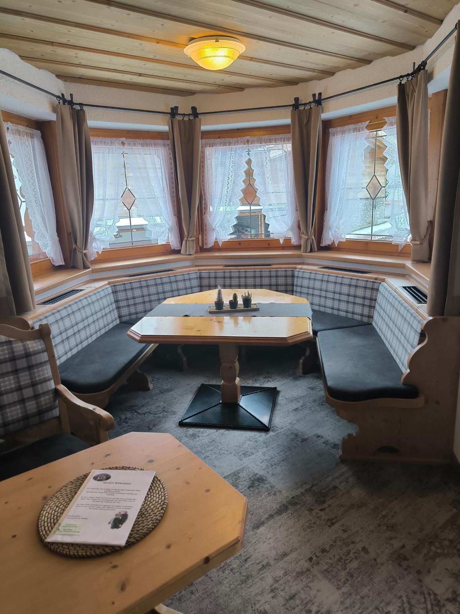 Apparthaus Alpina Pertisau Exteriör bild