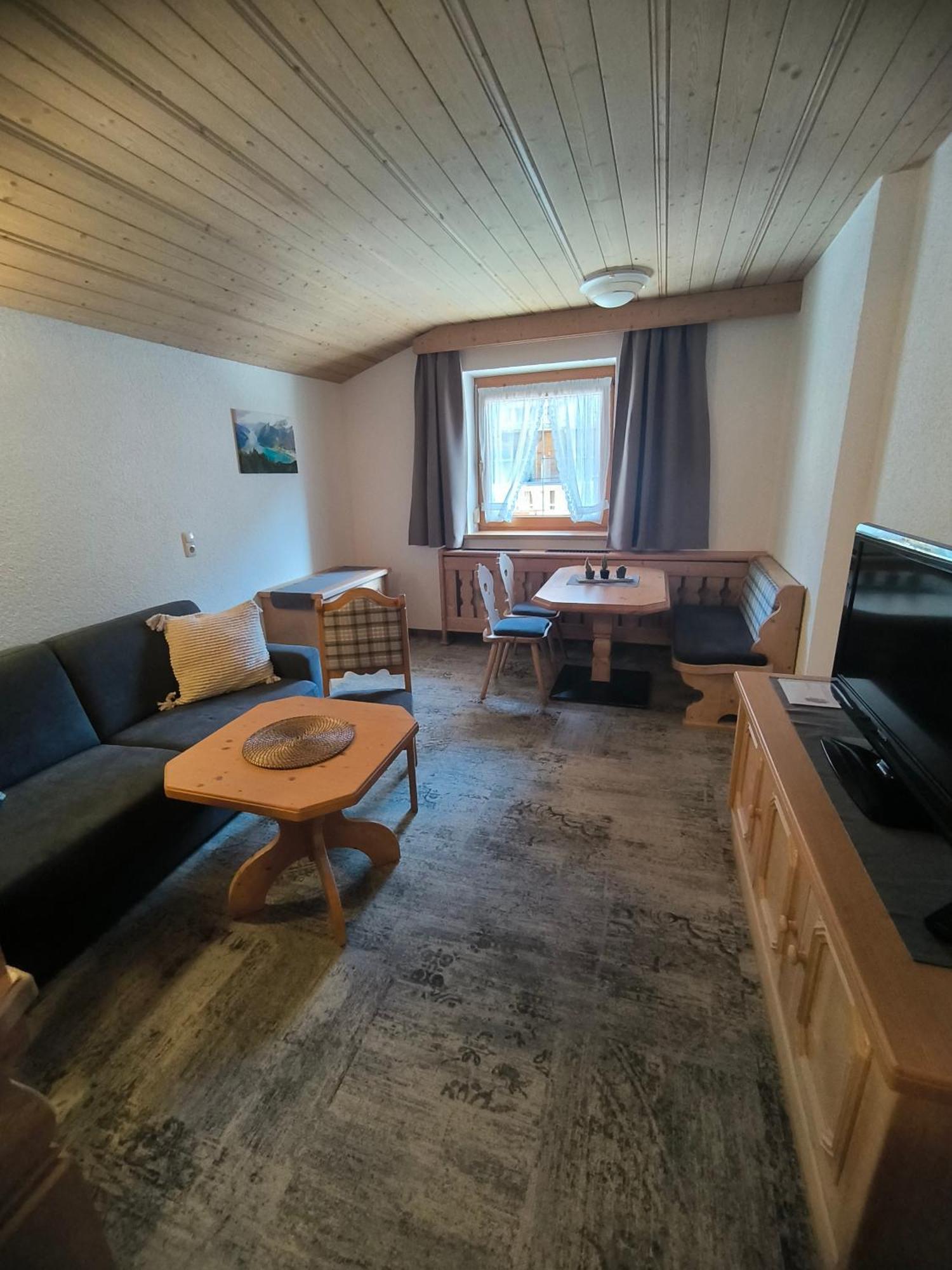 Apparthaus Alpina Pertisau Exteriör bild